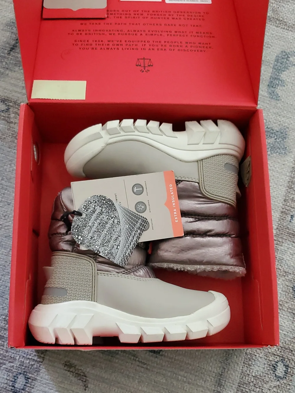 NWT Hunter Kids Insulated Metallic Short Snow Boots Sz8